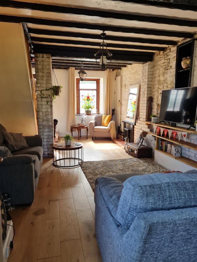 Old Road Cottage Pet Friendly Outdoors Beaches Neath Eksteriør billede