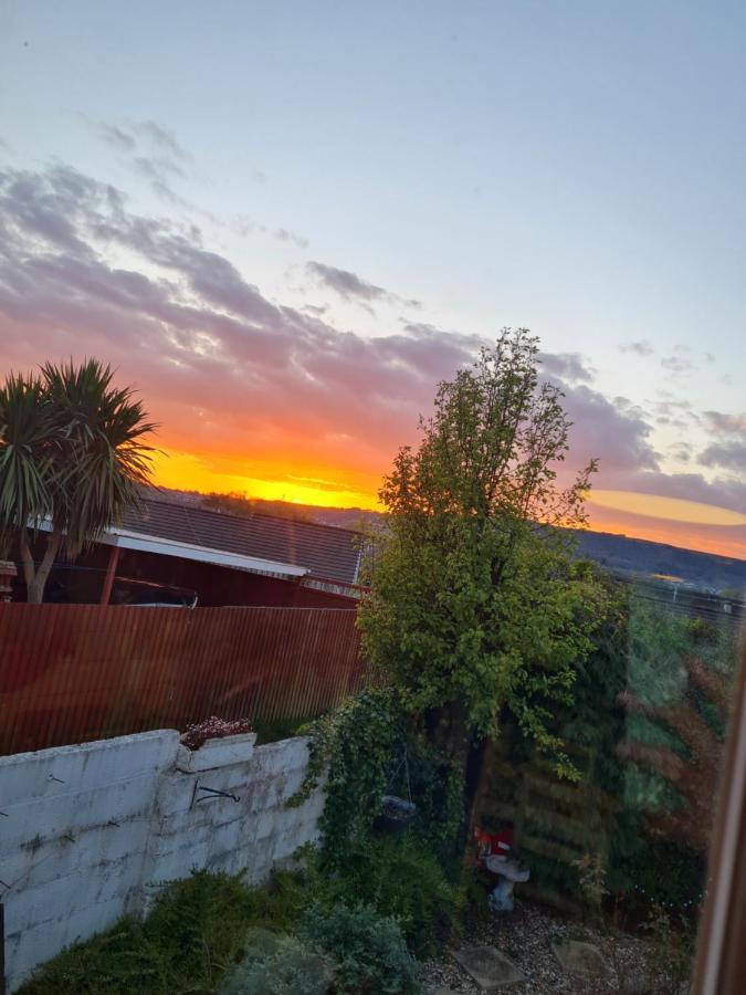 Old Road Cottage Pet Friendly Outdoors Beaches Neath Eksteriør billede